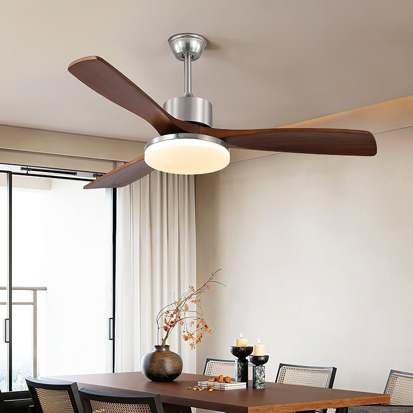 Moderne plafondventilator met verlichting – houtlook design voor ultiem comfort