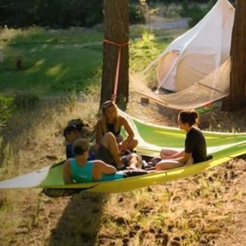Driehoekige Hangende Camping Relaxmat voor Meerdere Personen – Luchtbed voor 3 Punten met Bevestigingsset 280x280 of 400x400 cm Groen Zwart