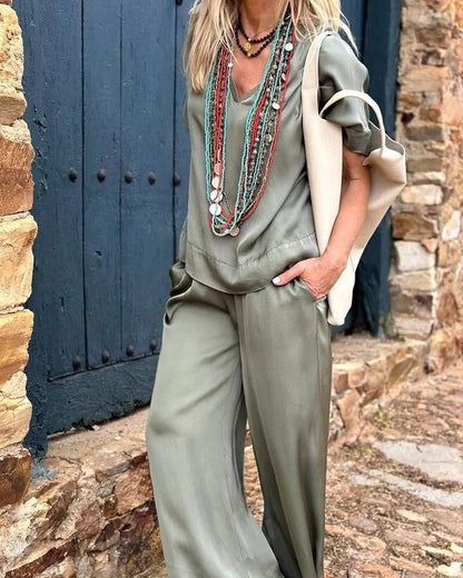 Vrouwelijke Zomerset Top en Broek Comfortabel