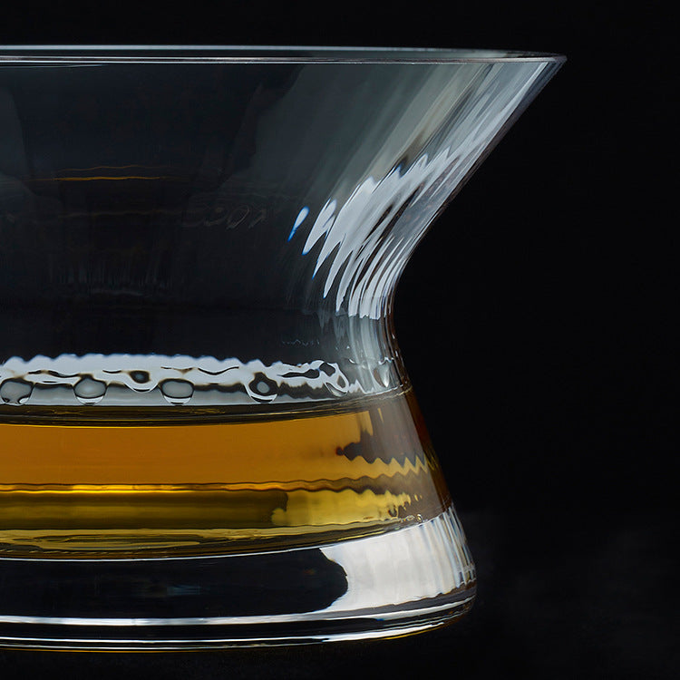 Kristalglazen Whiskeyglas met Trechterdesign 170ml voor Aromatische Ervaring | Handgemaakt Japans Drinkglas met Houten Kist | Premium Whiskyglazen Set voor Kenners Liefhebbers Cadeau