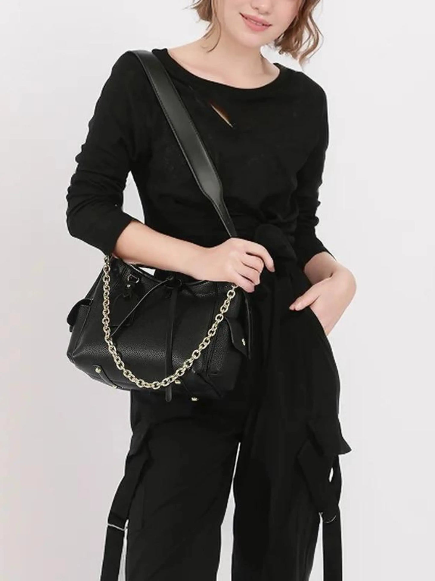 Leren Schoudertas met Ketting Detail Stijlvol Leer