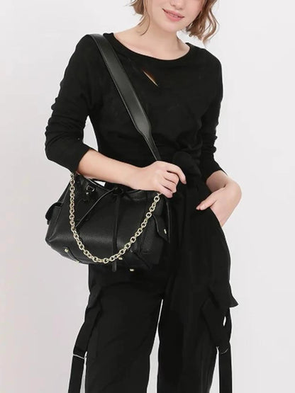 Leren Schoudertas met Ketting Detail Stijlvol Leer