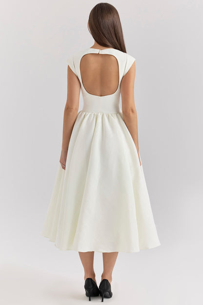 Elegante Jurk met Tijdloos Design en Luxe Stof