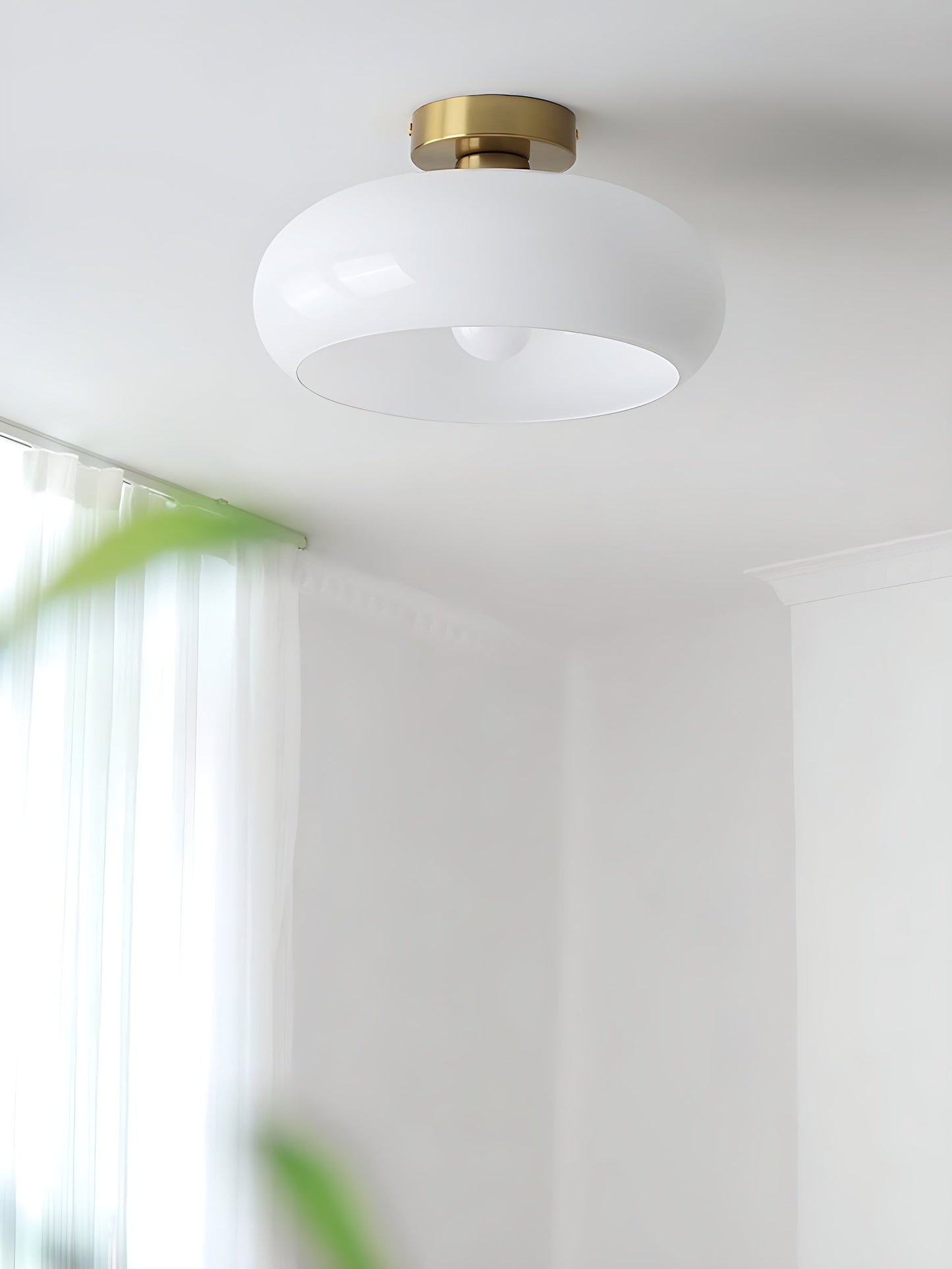 Plafondlamp Glazen Schijf Bauhaus Design Messing of Chroom Oranjegeel of Wit Glas Retro Stijlvolle Verlichting