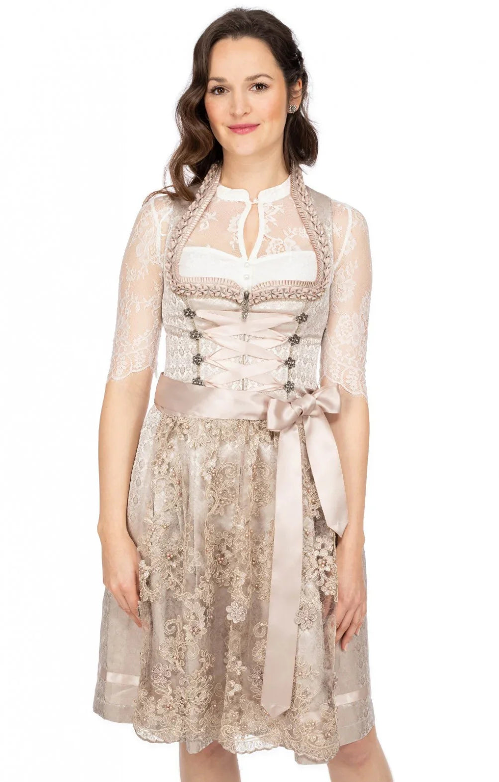 Traditionele Dames Tracht met Schort en Bloes