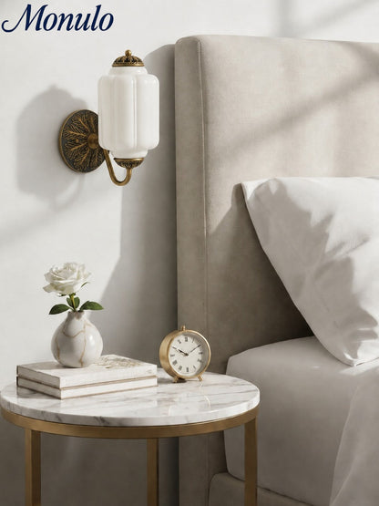 Melkglazen Wandlamp Eloise voor Hal en Slaapkamer | Vintage Wandverlichting met Melkwit Glas