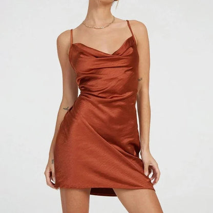 Soepele Satijnen Jurk voor Vrouw Elegant Model