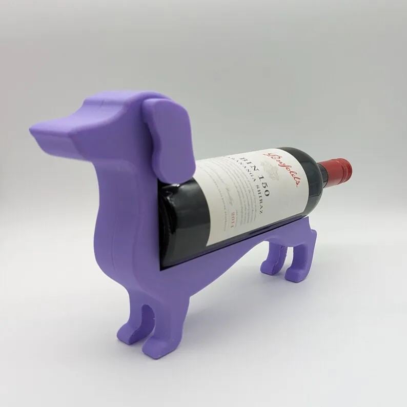 Teckel Wijnfleshouder Kunsthars Zwart Grijs Violet Rood Geel Blauw Hond Decoratief Tafelornament Scandinavisch Design Premium Woonaccessoire Wijnliefhebbers Cadeau-Idee