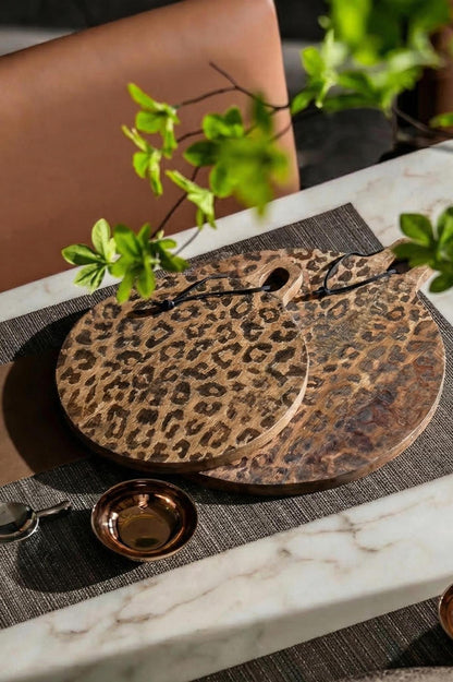 Houten Serveerplank Sapelehout Rond en Vierkant Scandinavisch Design voor Keuken en Tafel