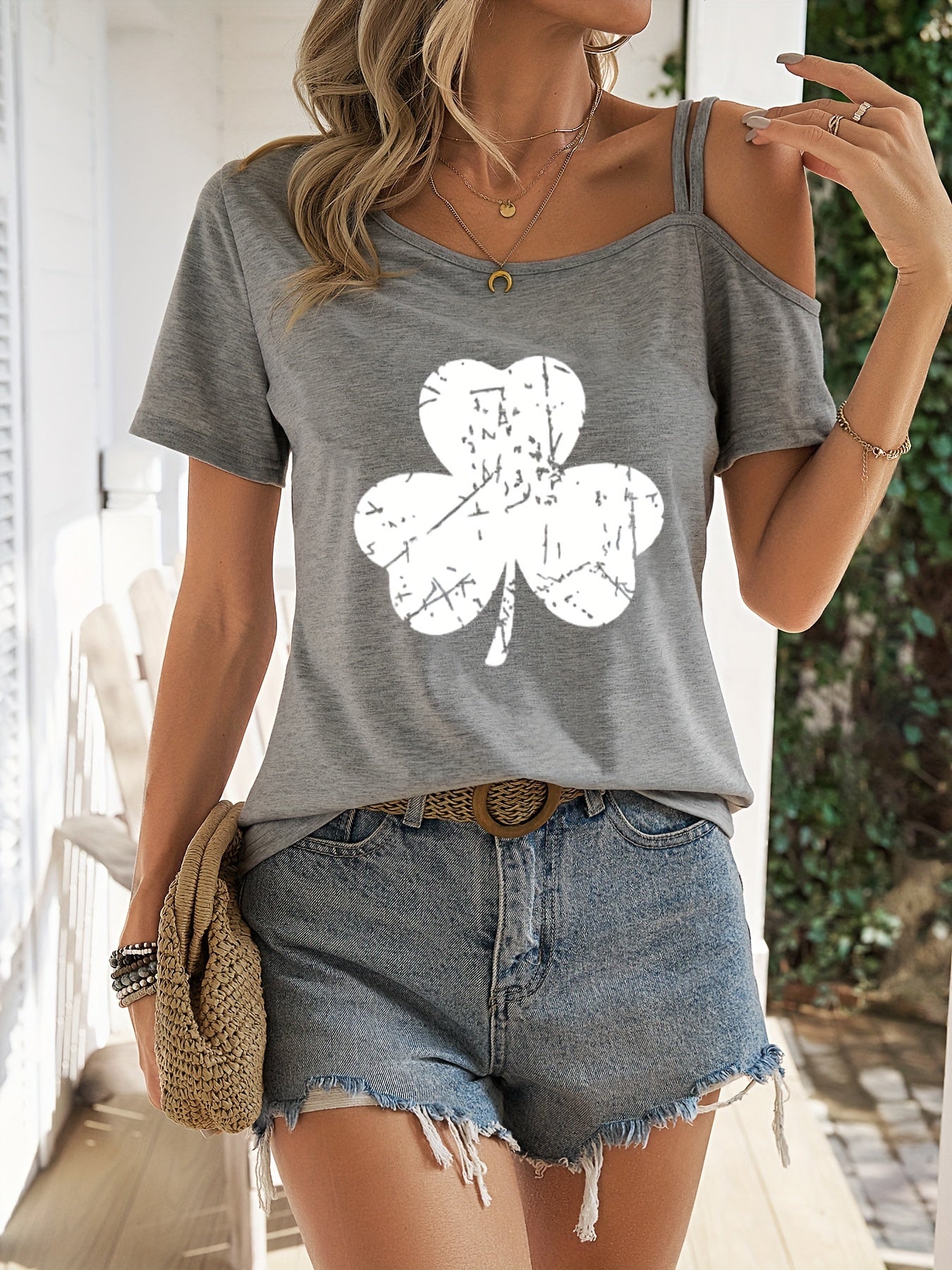 Vrouwelijk T-shirt Off Shoulder Zomerse Look - StudioMarella