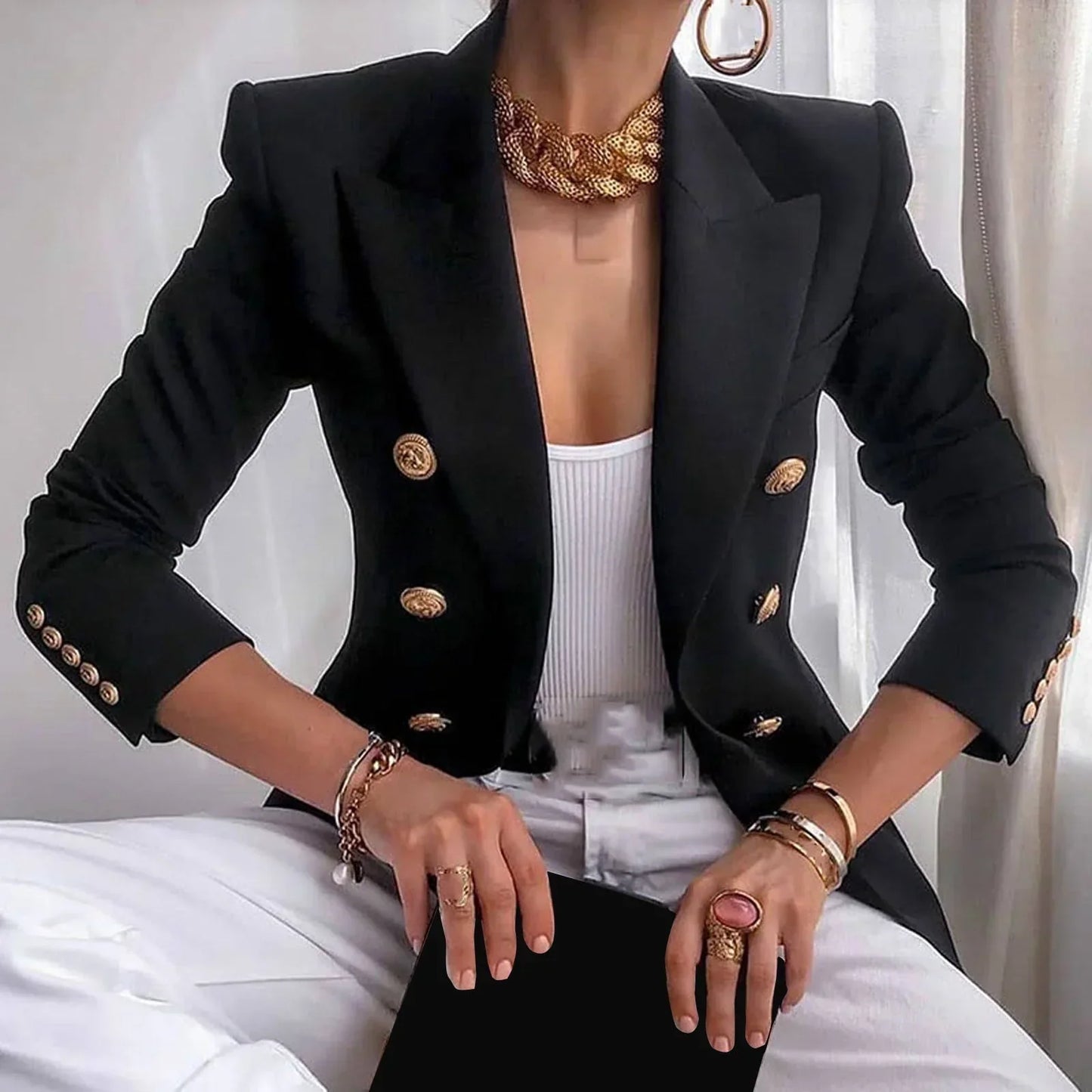 Vrouwelijke Oversized Blazer met Lange Mouwen - StudioMarella