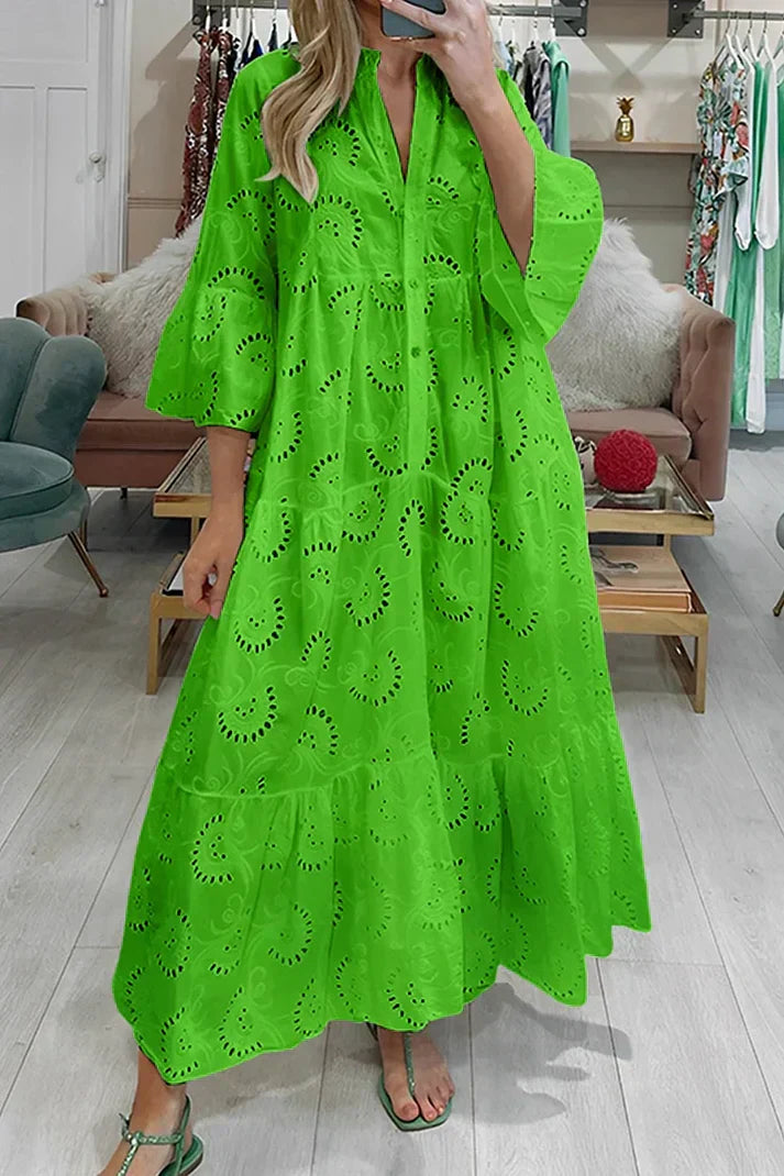 Vrouwelijke Zomerjurk met Geborduurde Oogjes Elegant