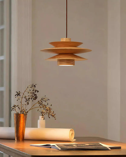 Moderne walnoot houten hanglamp met gelaagd design – stijlvolle plafondlamp voor eetkamer en woonkamer met warme lichtverspreiding