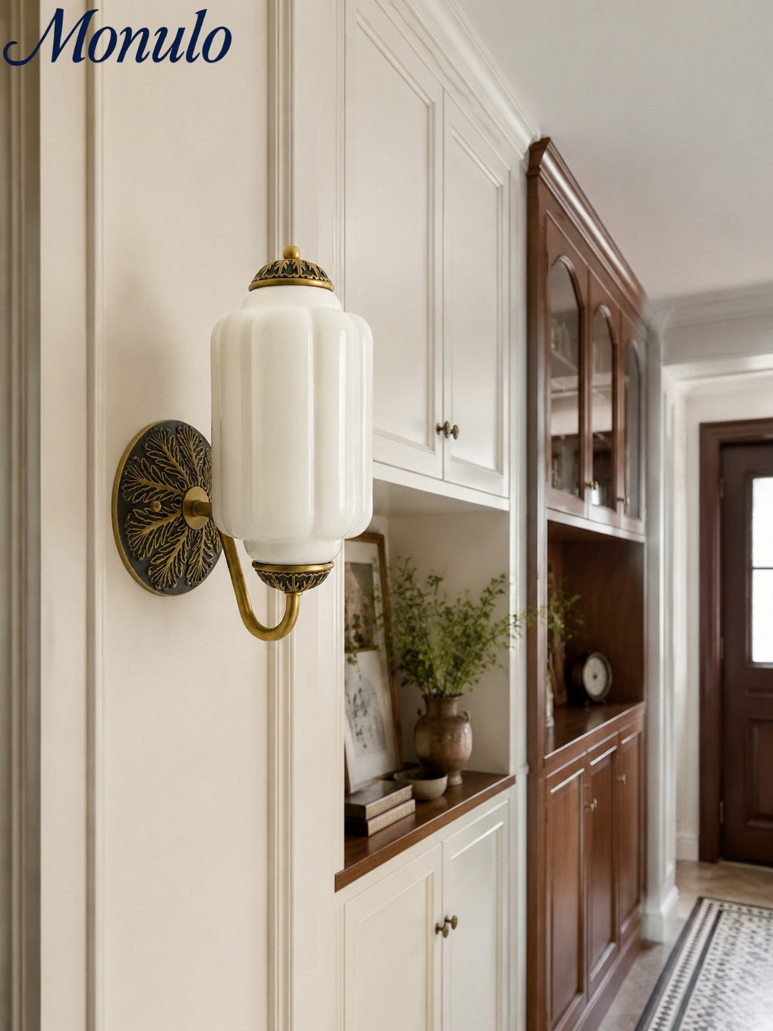 Melkglazen Wandlamp Eloise voor Hal en Slaapkamer | Vintage Wandverlichting met Melkwit Glas