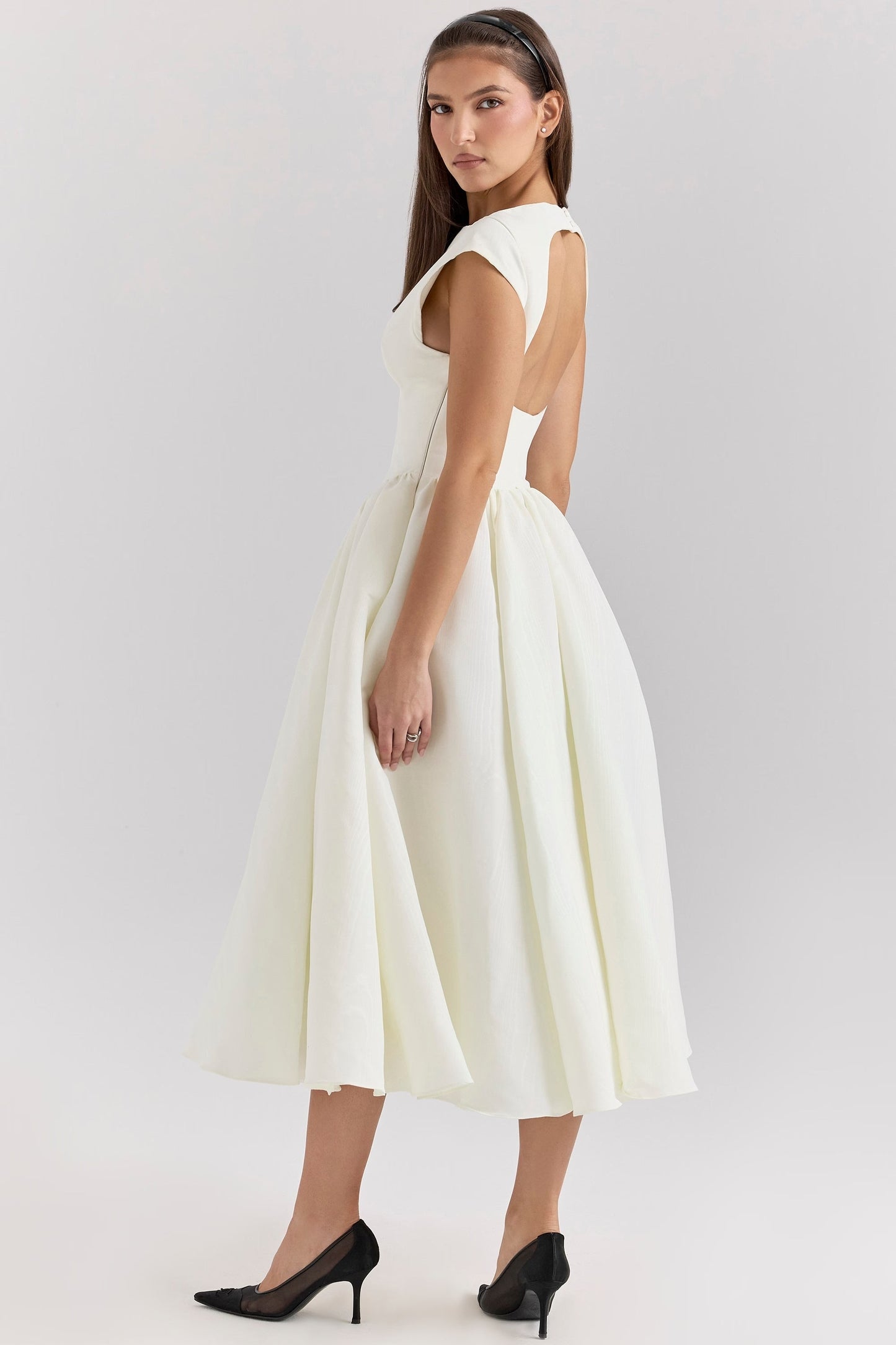 Elegante Jurk met Tijdloos Design en Luxe Stof