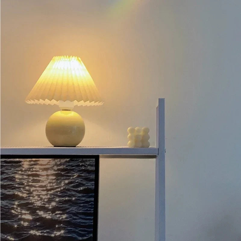 Keramische Tafellamp met Plooikap – Japanse Stijl Verlichting Wit Roze Beige voor Slaapkamer Woonkamer Bureau