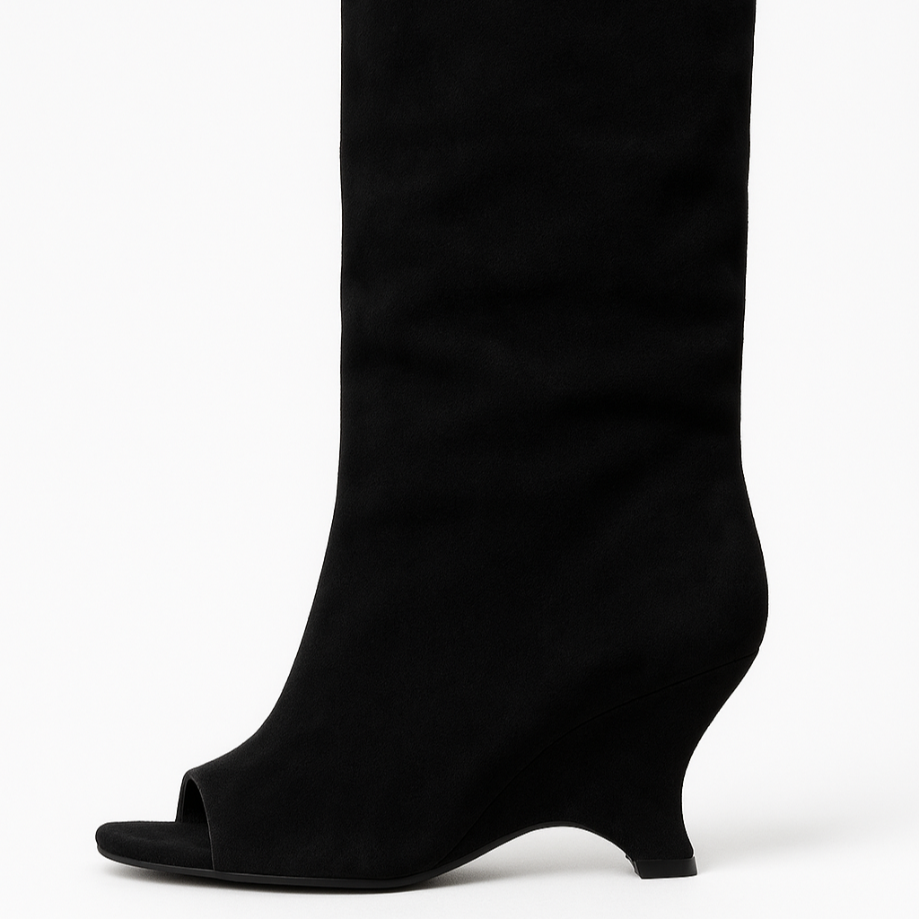 Vrouwelijke Kniekousen met Sleufjes en Hak in Slouchy Stijl