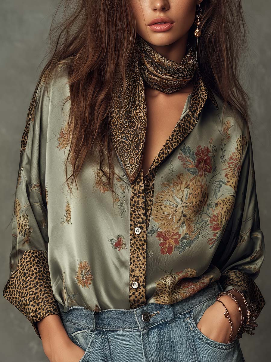 Vrouwelijke Satijnen Blouse met Bloemenprint en Luipaardmotief - StudioMarella