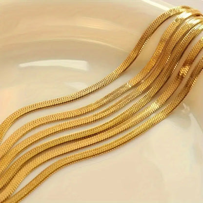 Goudkleurige Herringbone Ketting Simpele Chic Sieraden