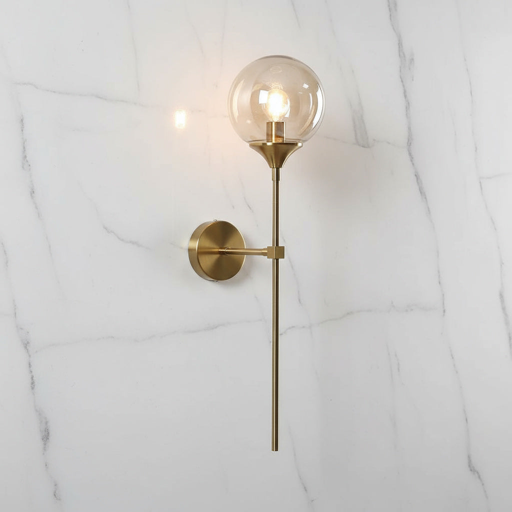 Moderne Wandlamp met Glazen Kap – Chroom of Gouden Afwerking – Scandinavische Stijl