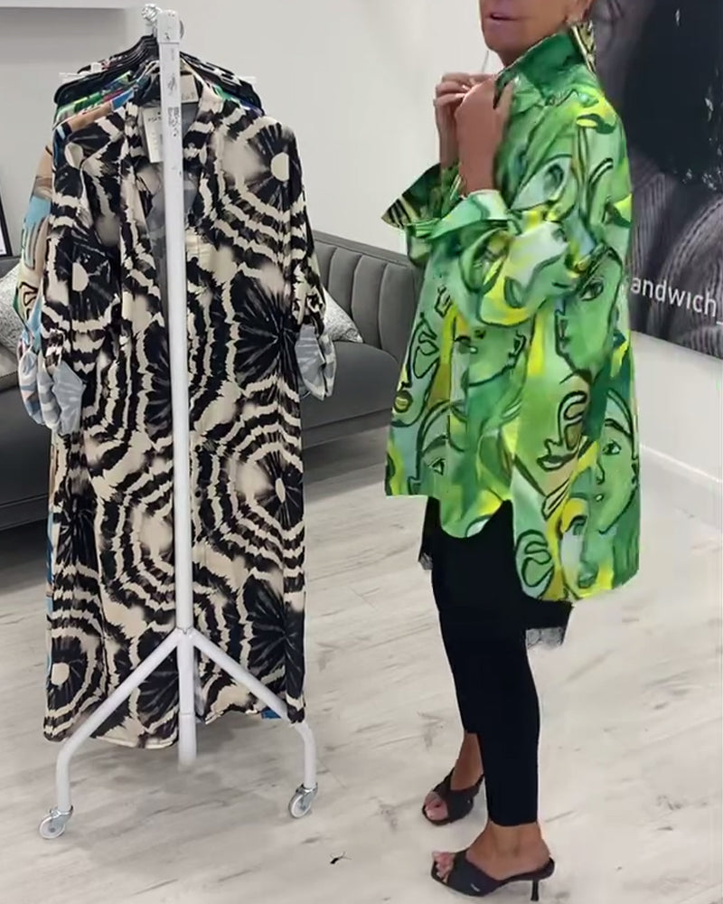 Lucia Vrouwelijke Blouse met Portret Print - StudioMarella