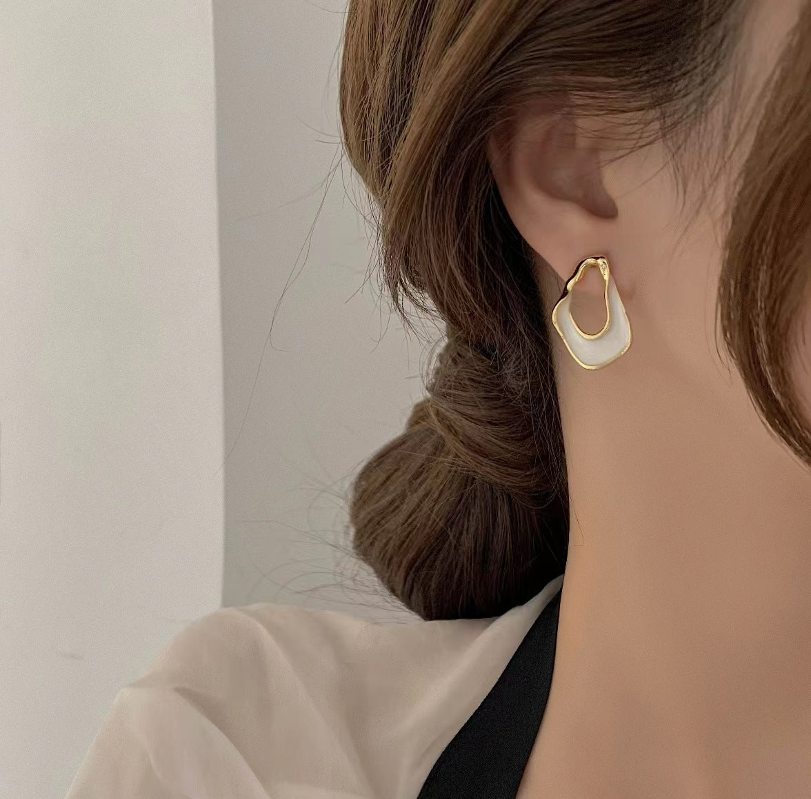Dames Oorbellen Zilver Parel Elegante Gedraaid Design