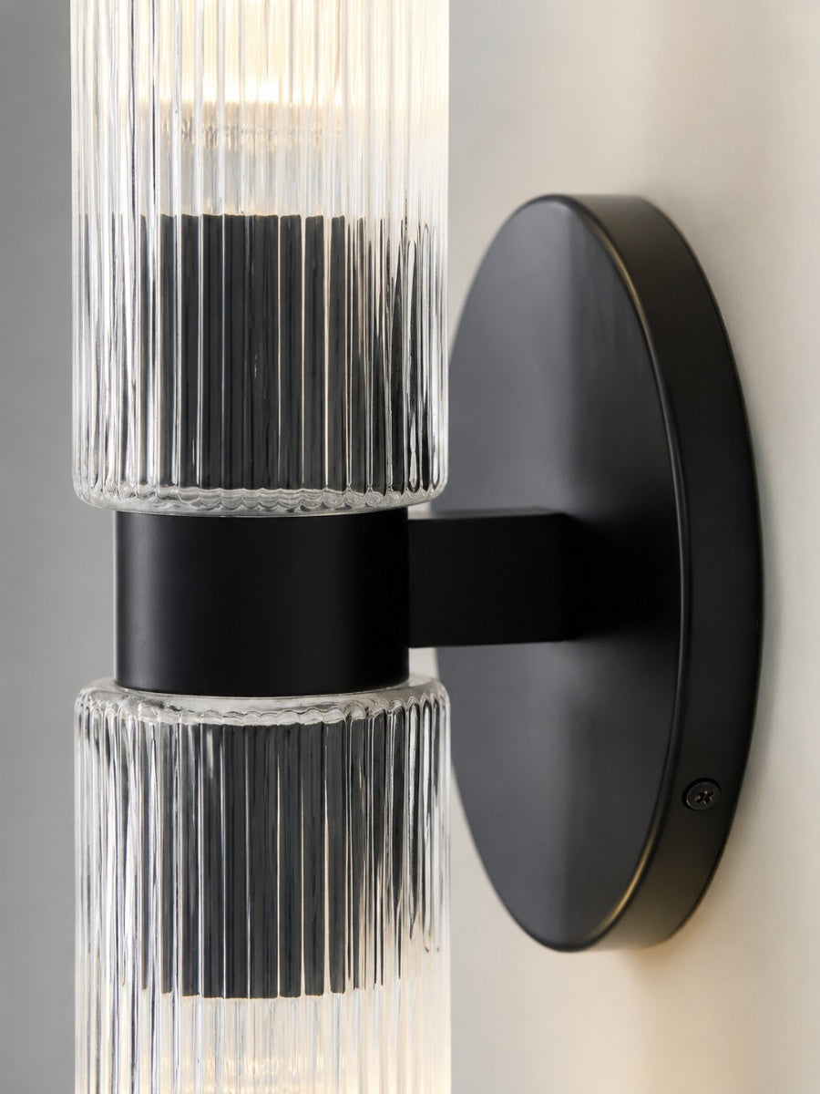 Wandlamp met dubbele geribbelde glazen buizen – hedendaagse wandverlichting voor hal en entree
