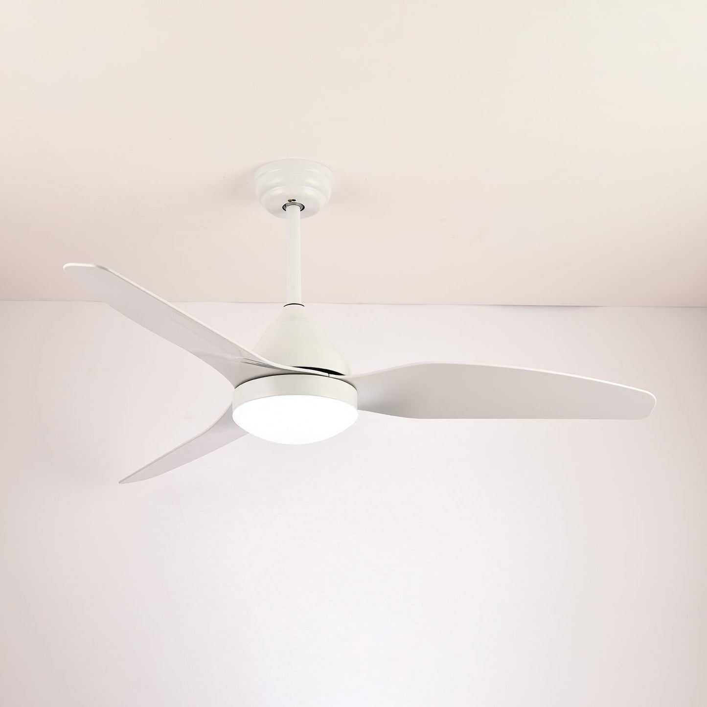 Moderne Plafondventilator Fia met Verlichting 3 Snelheden Afstandsbediening ø106 cm Zwart Wit Houtkleur