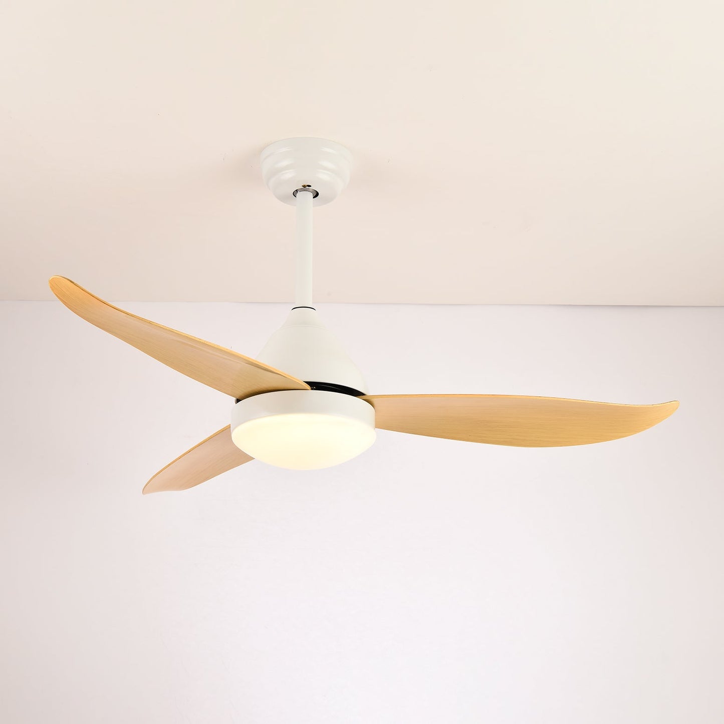Moderne Plafondventilator Fia met Verlichting 3 Snelheden Afstandsbediening ø106 cm Zwart Wit Houtkleur