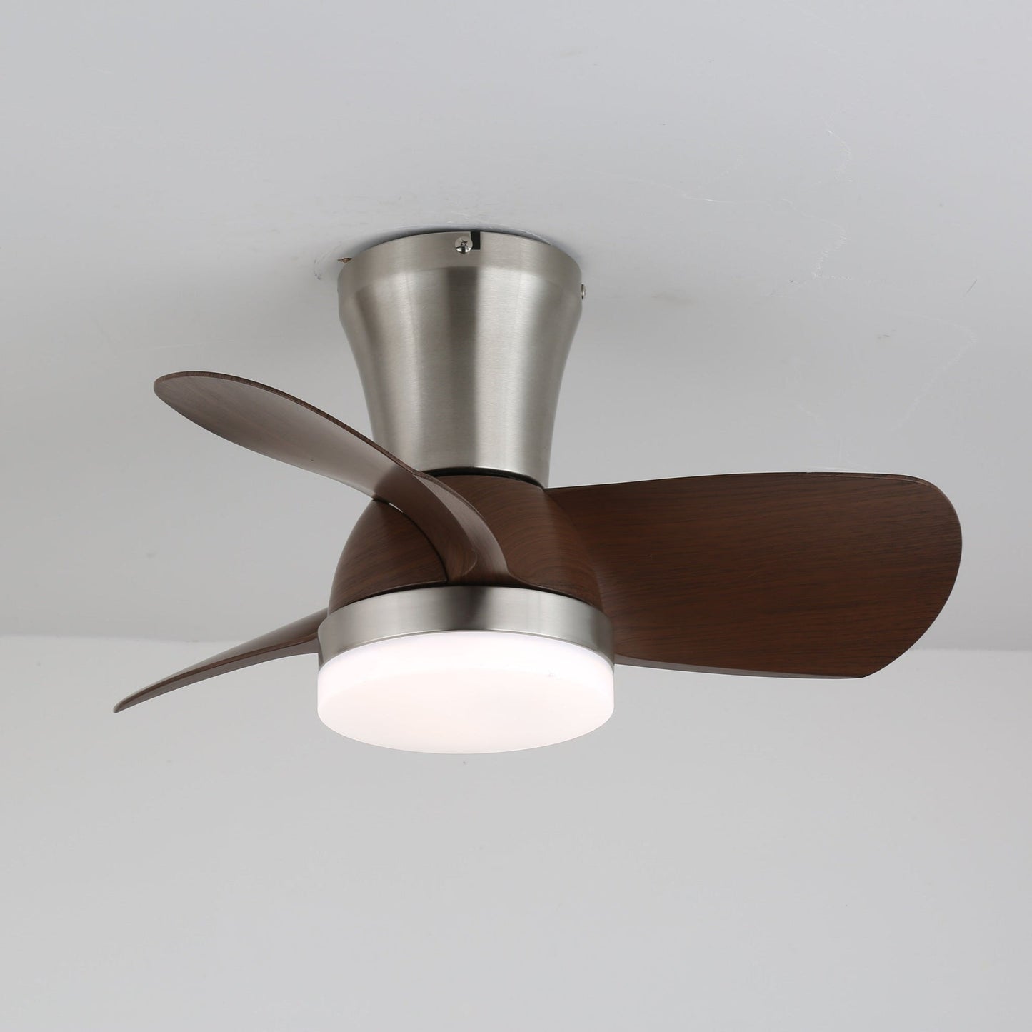 Moderne Plafondventilator met LED-Verlichting en Afstandsbediening – Scandinavisch Design voor Binnen