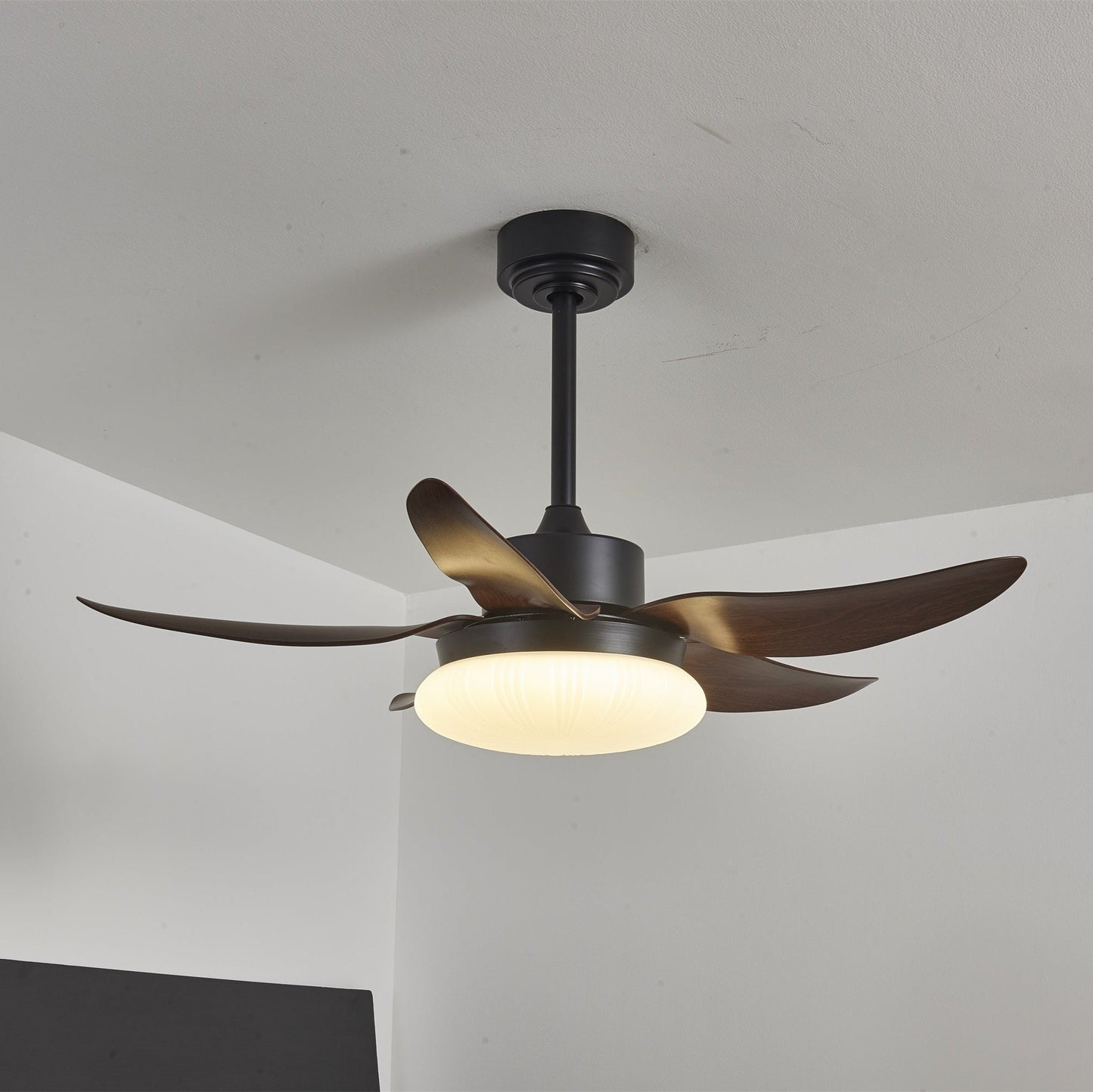 Moderne plafondventilator met verlichting en afstandsbediening hout design 106 cm