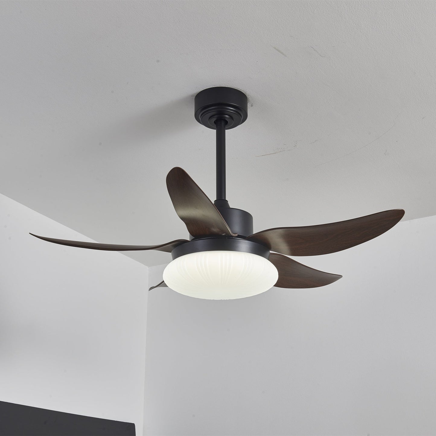 Moderne plafondventilator met verlichting en afstandsbediening hout design 106 cm