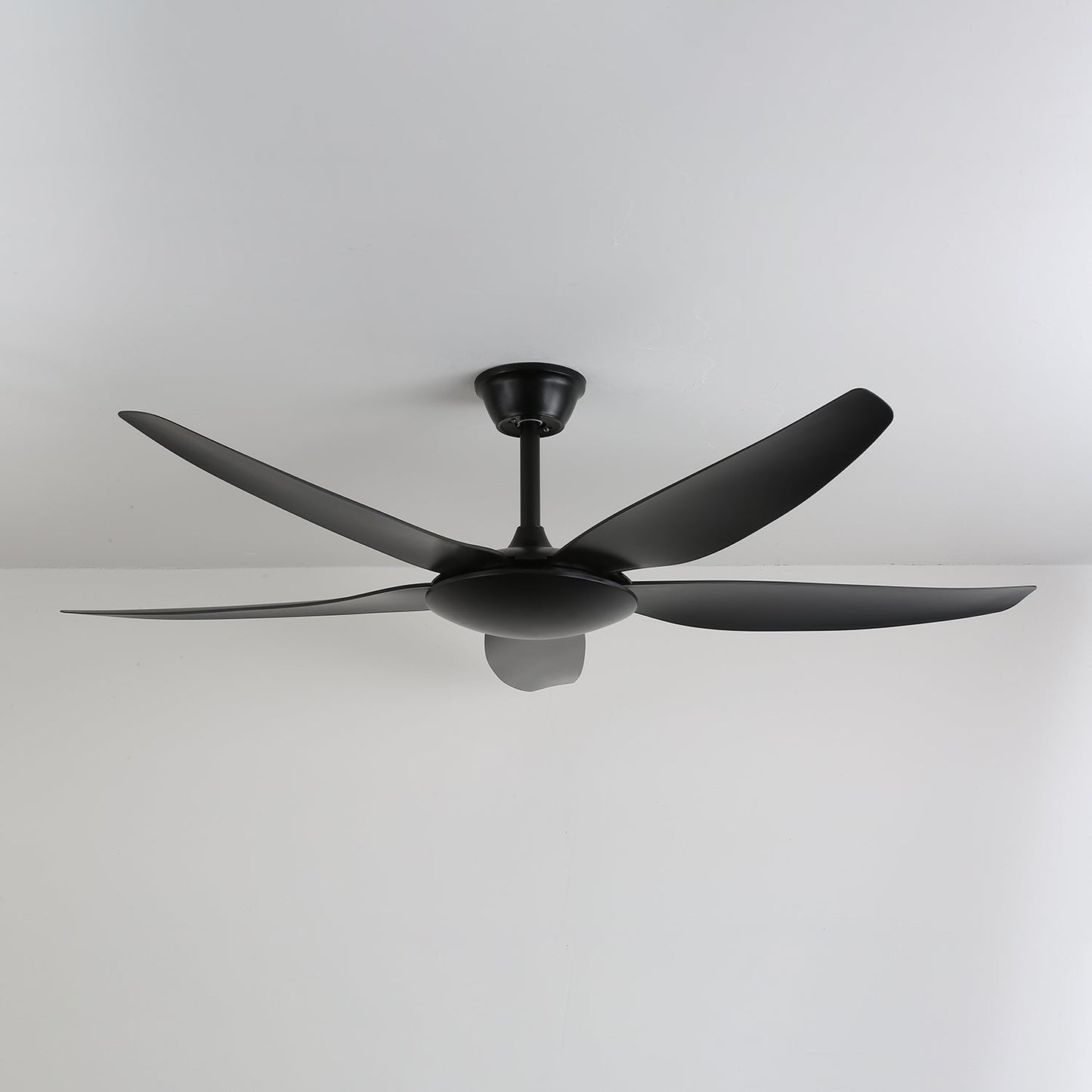 Minimalistische Plafondventilator met Verlichting Ø132 cm — 6 Snelheden & Afstandsbediening