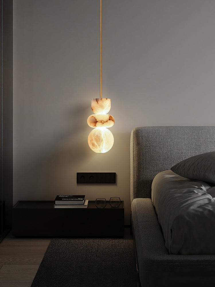 Alabaster Hanglamp met Messing Armatuur en Geïntegreerde LED – Luxe Natuurstenen Design Verlichting