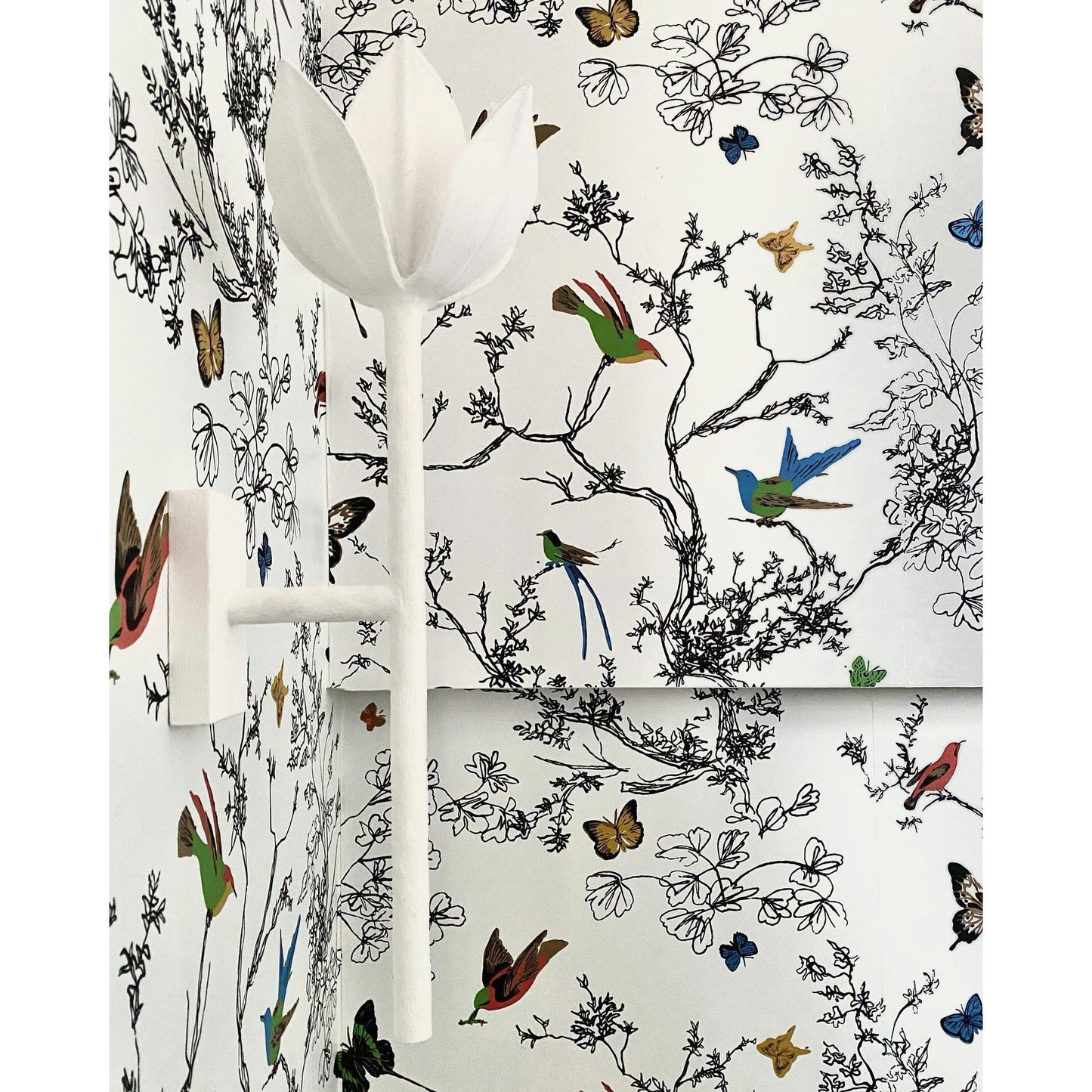 Design Wandlamp met Bloemvorm in Messing en Gips – Artistieke Wandverlichting Geïnspireerd op Giacometti voor Woonkamer en Hal