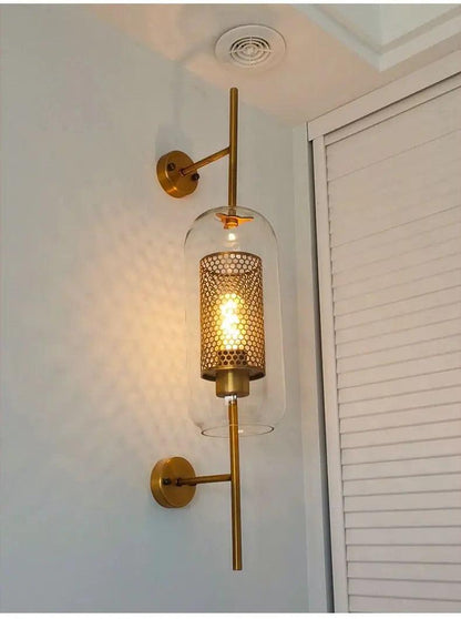 Moderne Glazen Wandlamp – Stijlvolle Verlichting met Klassieke Uitstraling