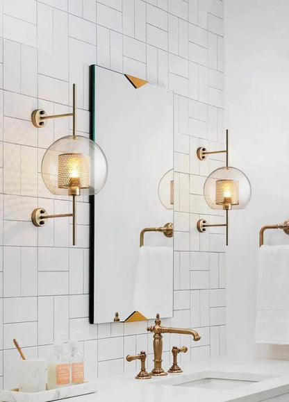 Moderne Glazen Wandlamp – Stijlvolle Verlichting met Klassieke Uitstraling