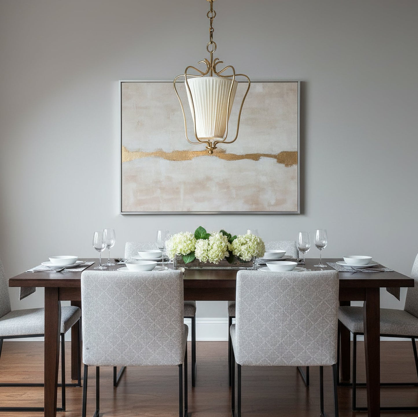Vintage Hanglamp met Messing Afwerking en Plooistof Kap – Warm Lantaarnontwerp voor Keuken en Hal