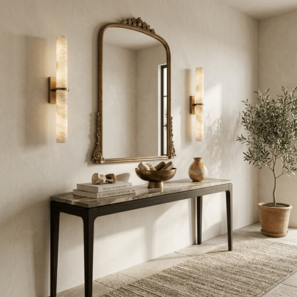 Moderne Wandlamp Alabaster Staaf met Gouden Beugel – 50 cm Natuursteen Verlichting