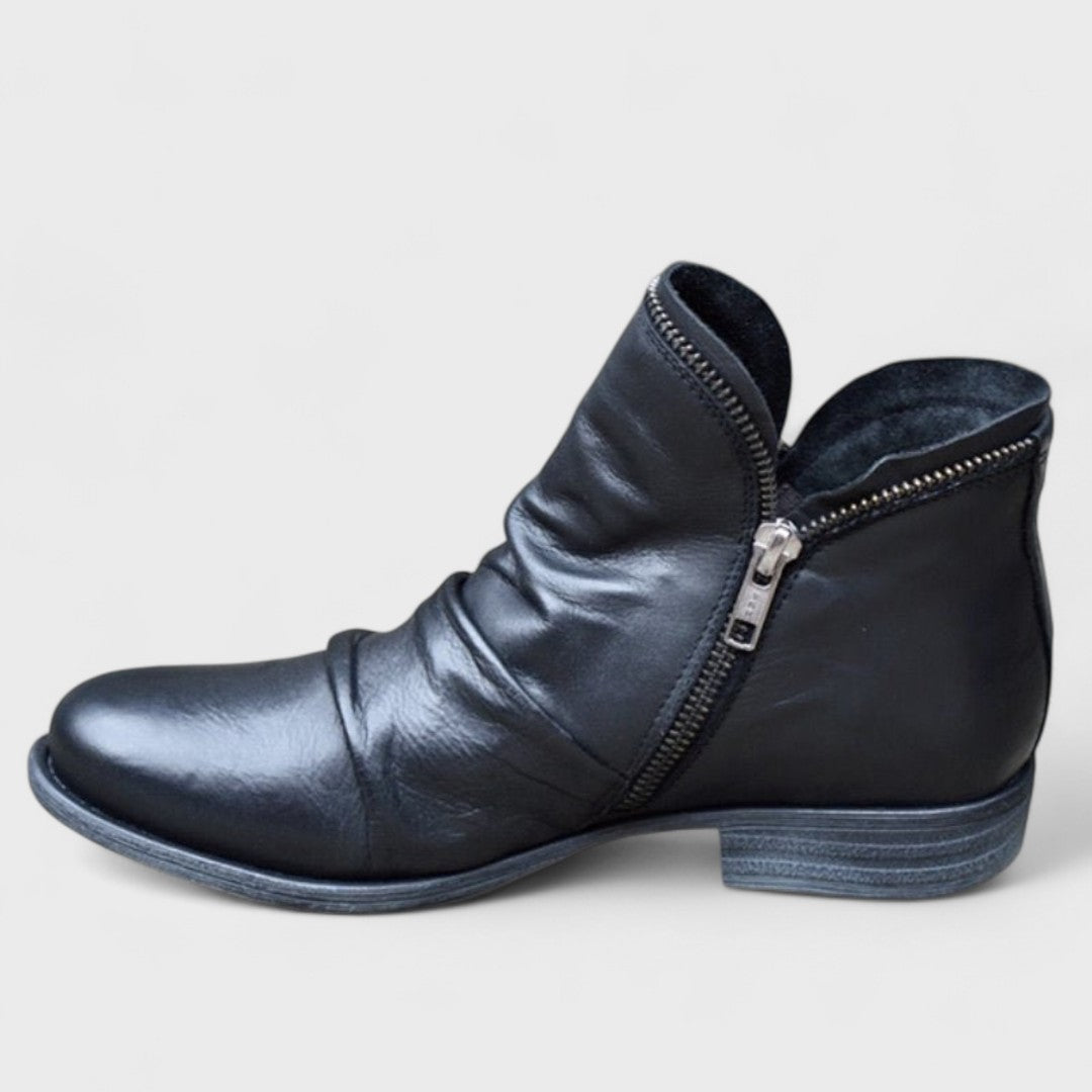 Amelya | Elegante orthopedische enkellaarsjes 1