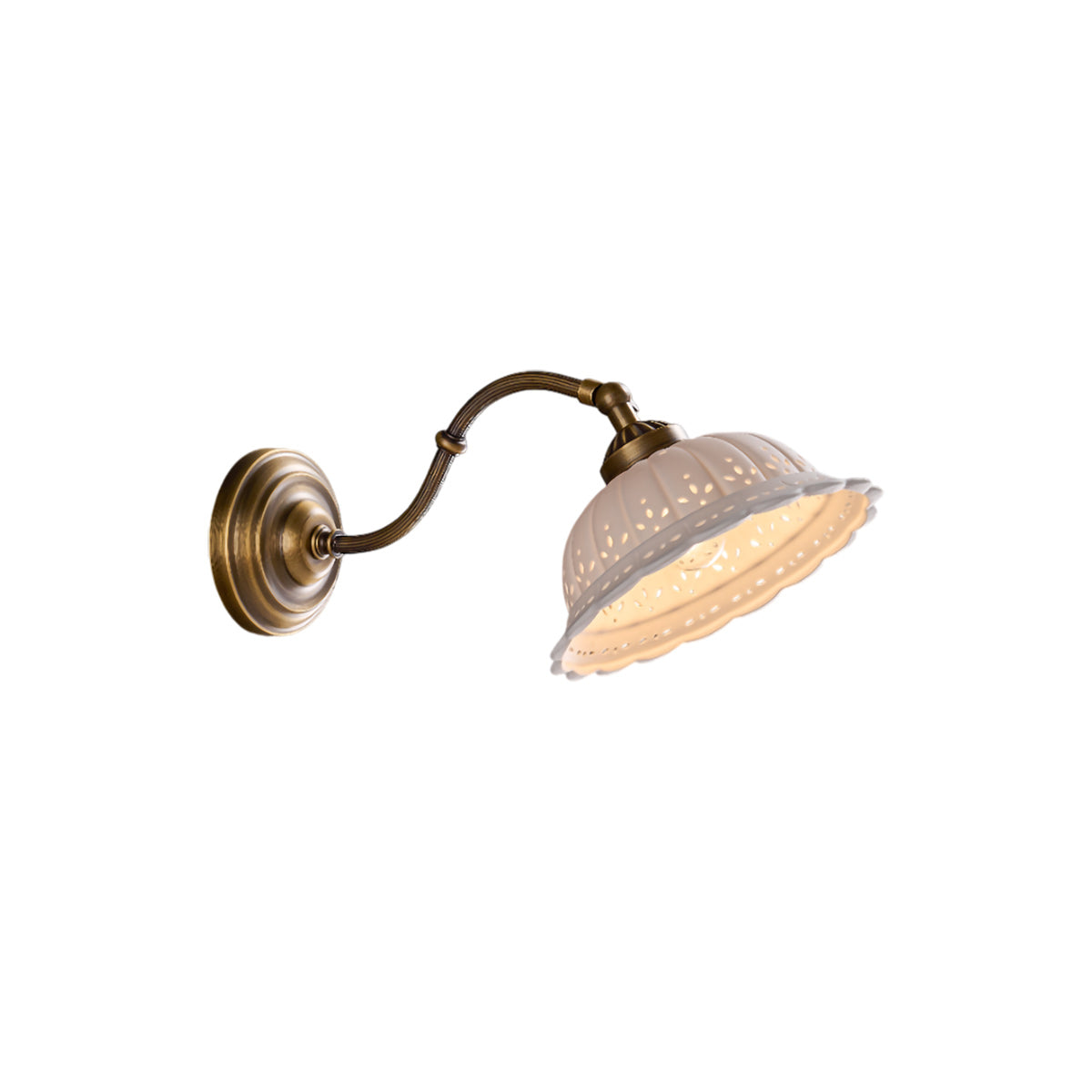 Keramische Wandlamp met Messing Armature | Vintage Victorian Stijl | Antique Brass Finish & Opengewerkte Kap