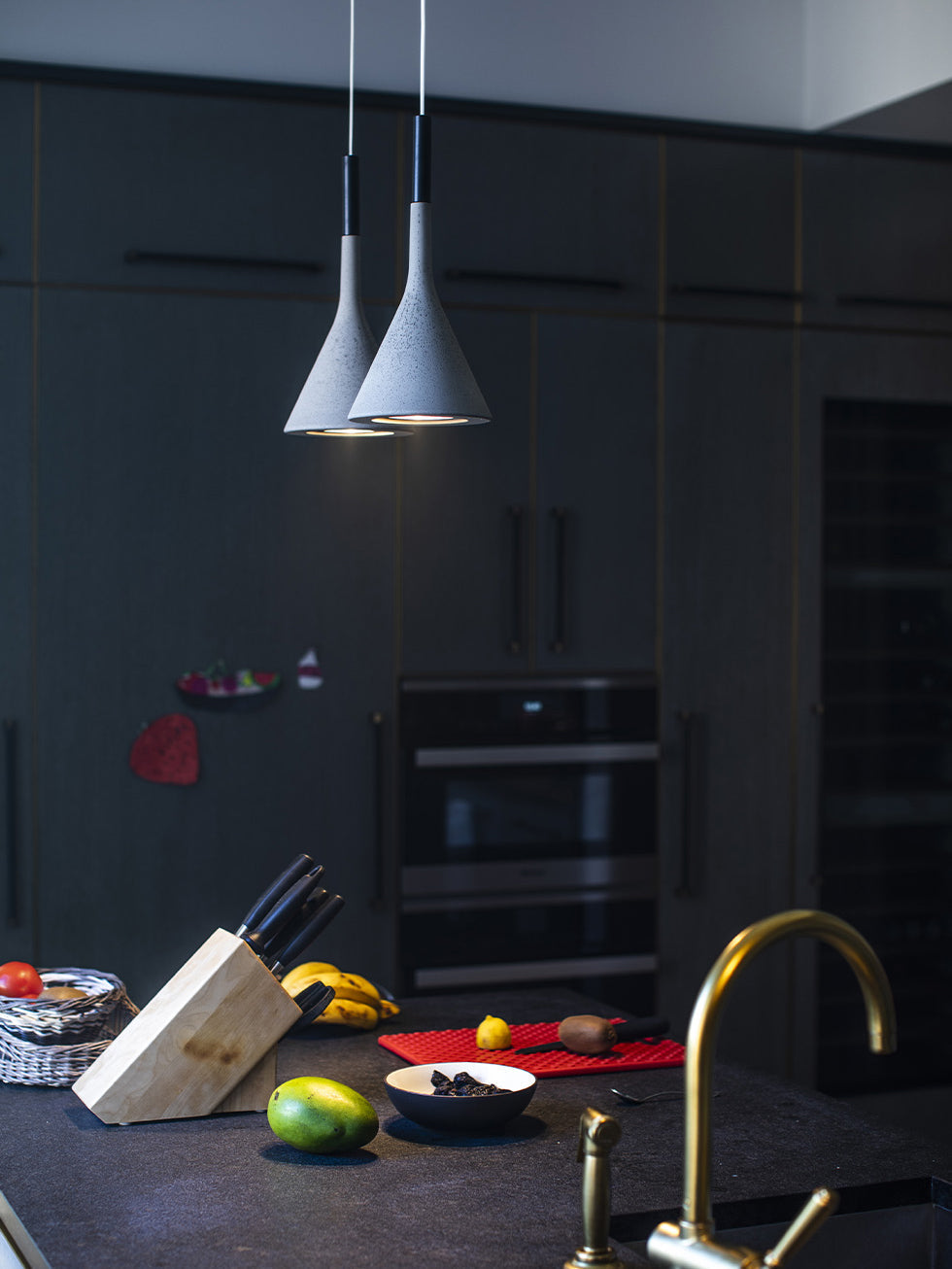 Betonnen Hanglamp Conisch Design Grijs Zwart Wit Rood Minimalistisch Eetkamer Woonkamer Slaapkamer Sfeervol E26 E27 Fitting