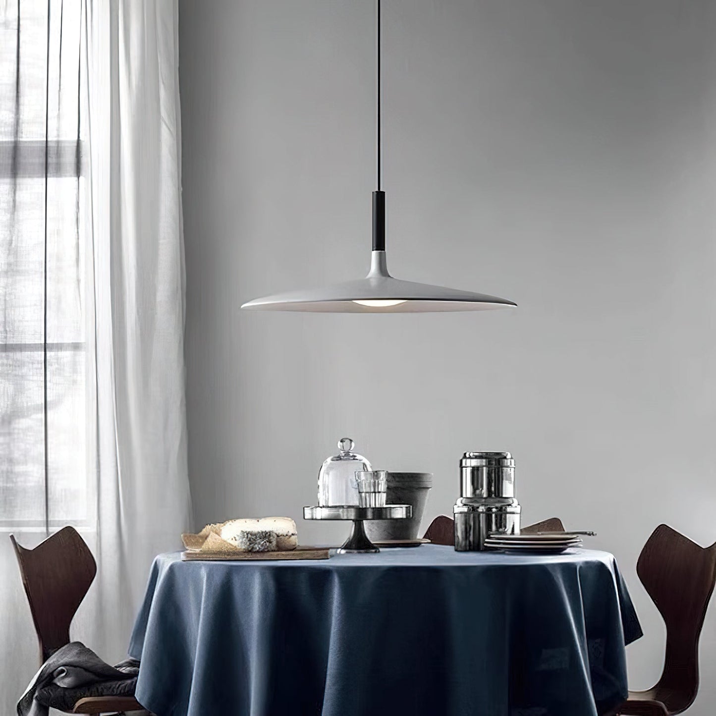 Hanglamp met Conische Kap – Resin Sculptural Pendant in Zes Kleuren, Geïntegreerde LED 3000K of Dimbaar, Moderne Lamp voor Eetkamer Keukeneiland
