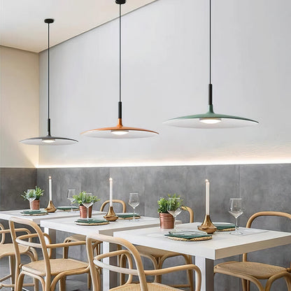 Hanglamp met Conische Kap – Resin Sculptural Pendant in Zes Kleuren, Geïntegreerde LED 3000K of Dimbaar, Moderne Lamp voor Eetkamer Keukeneiland