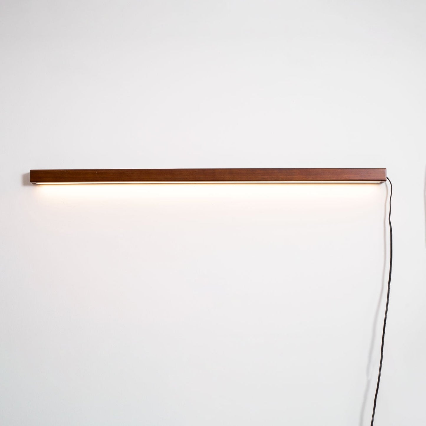 Ronde Houten Wandlamp met LED — Scandinavisch Design met Dimfunctie — Verkrijgbaar in Drie Maten