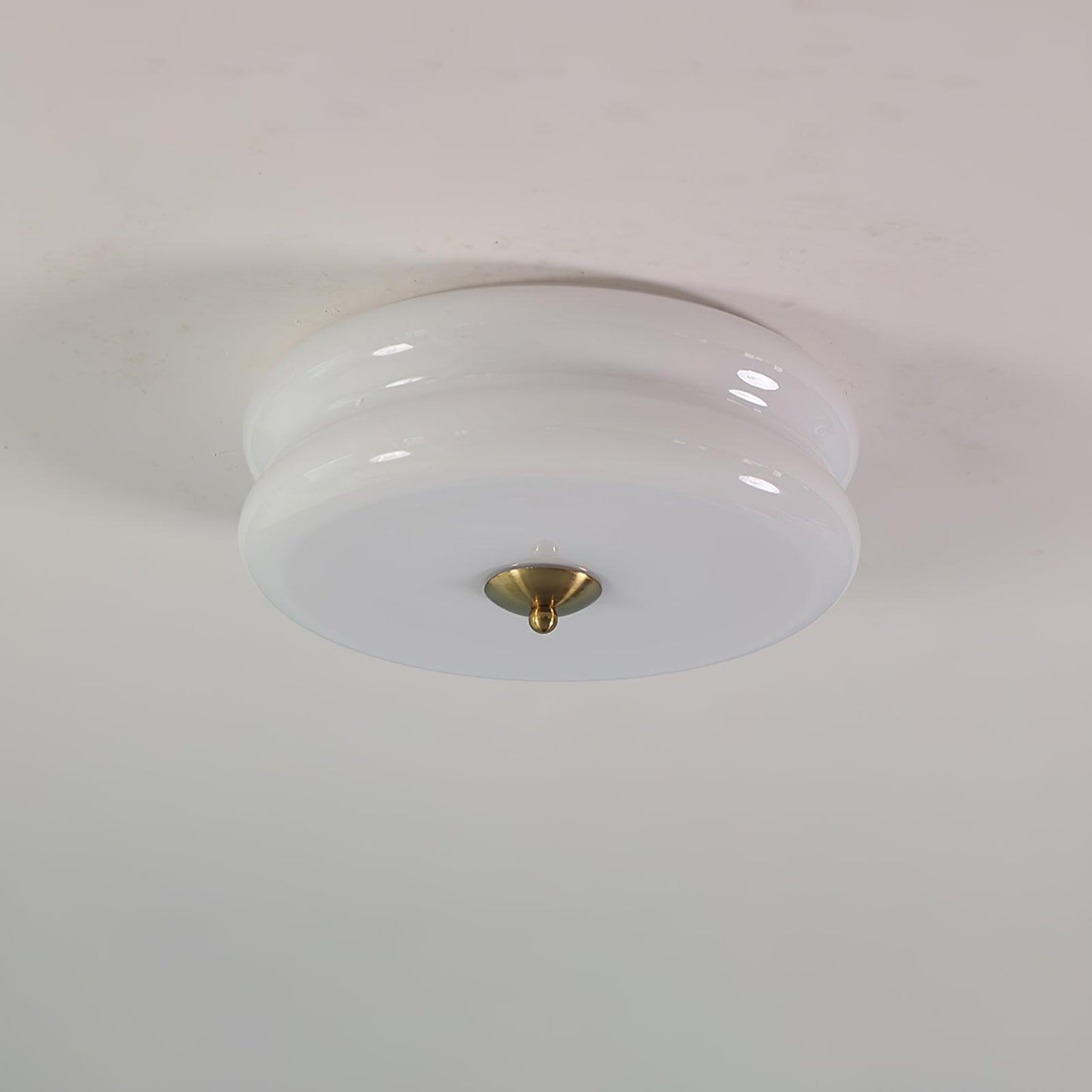Art deco plafondlamp met geometrisch design en warm ledlicht voor stijlvolle interieurs