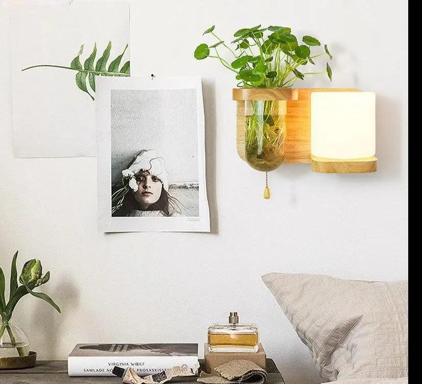 Wandlamp met Plantenbak – Hout & LED