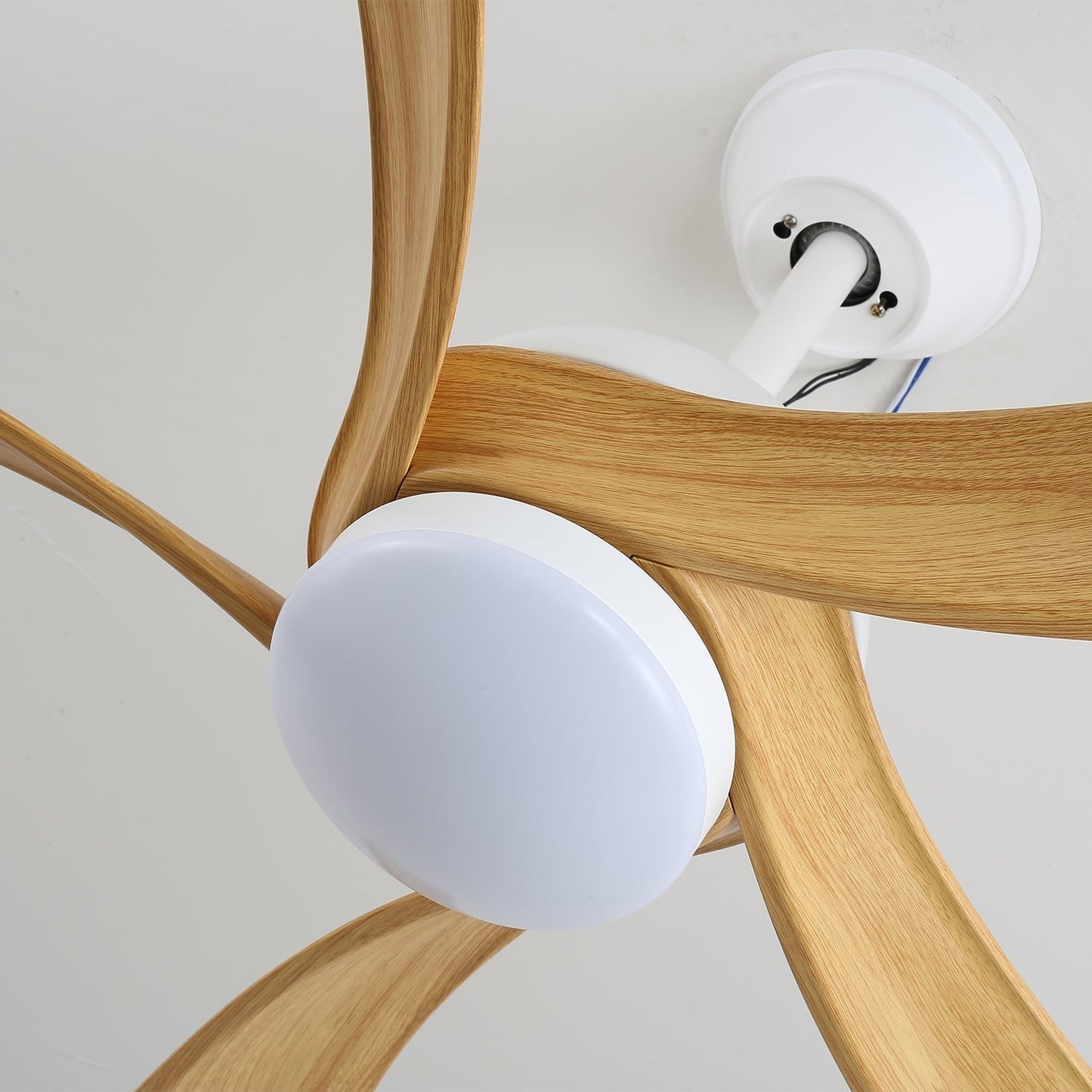 Moderne plafondventilator met geïntegreerde LED-verlichting in hout en metaal | Afstandsbediening 6-snelheden dimbaar voor woonkamer slaapkamer energiezuinig stil design 107cm 132cm
