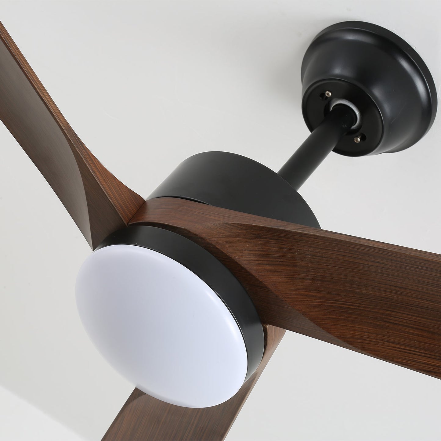 Moderne Plafondventilator met Verlichting 132 cm Donkerbruin Notenhout – Dimbaar 6 Snelheden Stille Motor