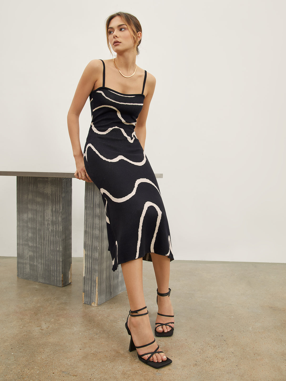 Jurk Abstract Patroon Dunne Schouderbandjes Zomerjurk - StudioMarella